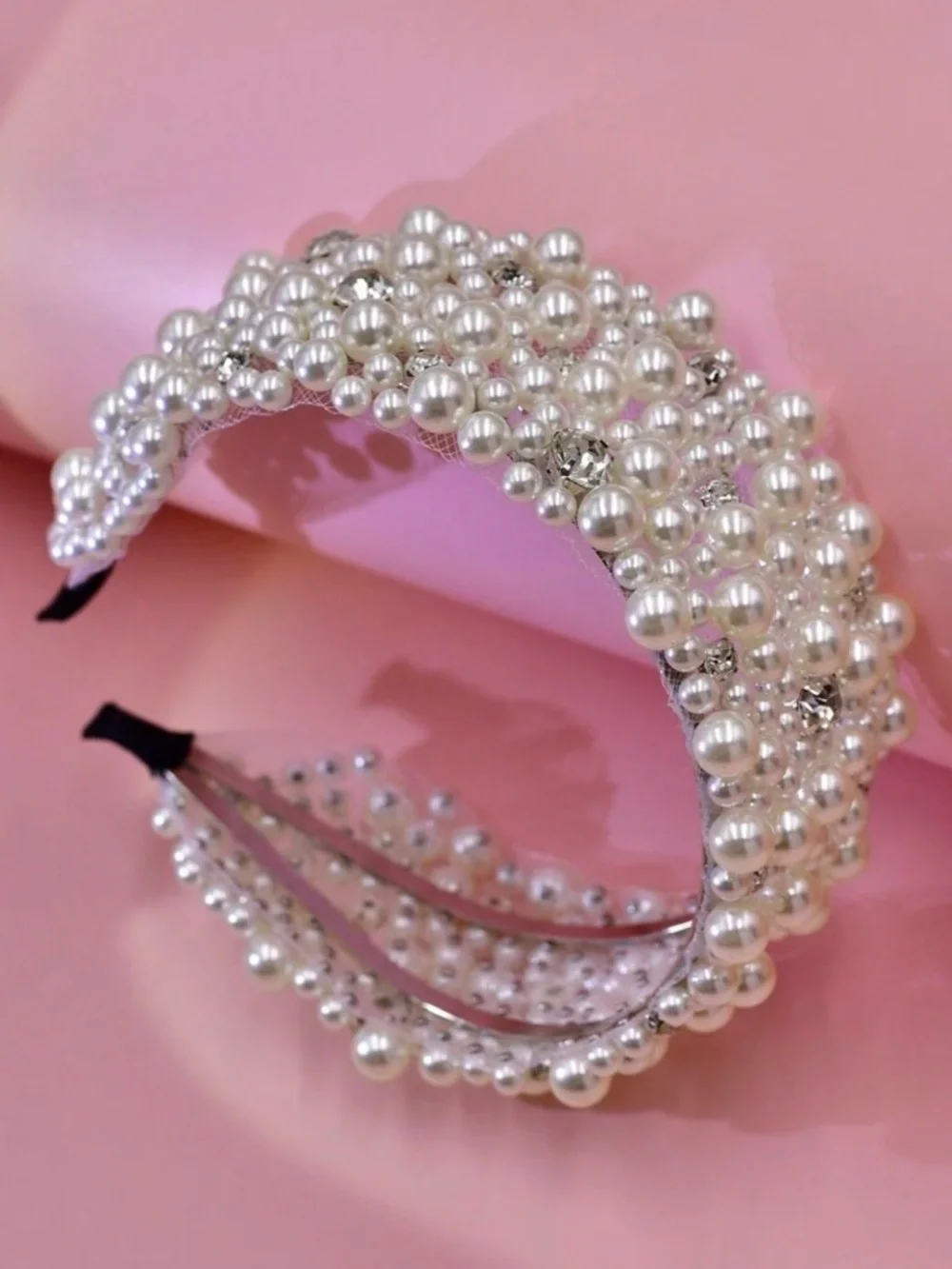 NWT ELEGANT FAUX PEARL HEADBAND LUXURIOUS ACCESSORY